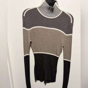 JED Elegant Multitone Turtleneck Sweater - 100% Silk - Size S
